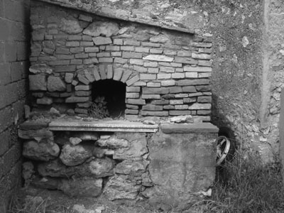 Mol__ Porrona al cam__ Vora Riu_ esquerra_ A 200 m_ de la Travessa S Antoni _7_.jpg